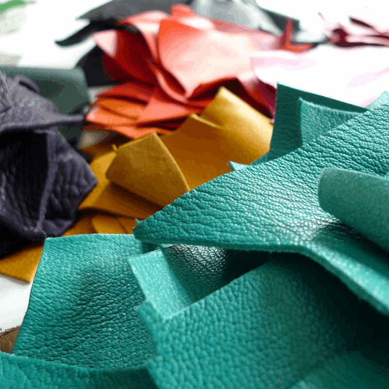 Découpe de Tissu et de Cuir sur Mesure